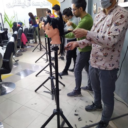 آموزش پیرایش مردانه در اصفهان