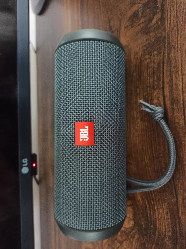 اسپیکر همراه جی بی ال jbl - تصویر 2
